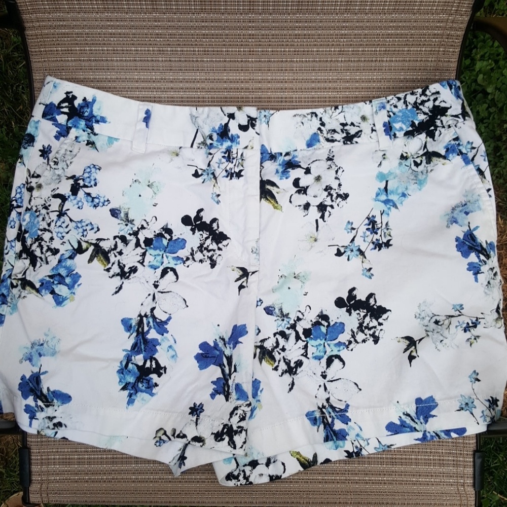 LOFT White Floral Print Shorts with Blue Accents